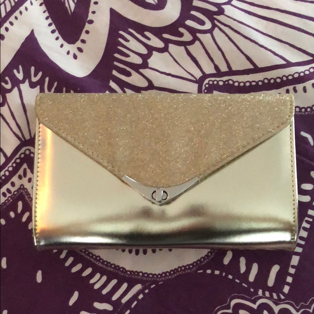 Gold Clutch